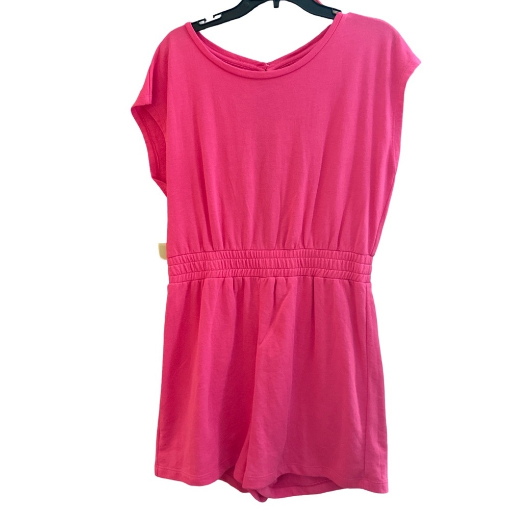 crown & ivy Bright Pink Cap-Sleeve Elastic-Waist Romper - Picture 1 of 6